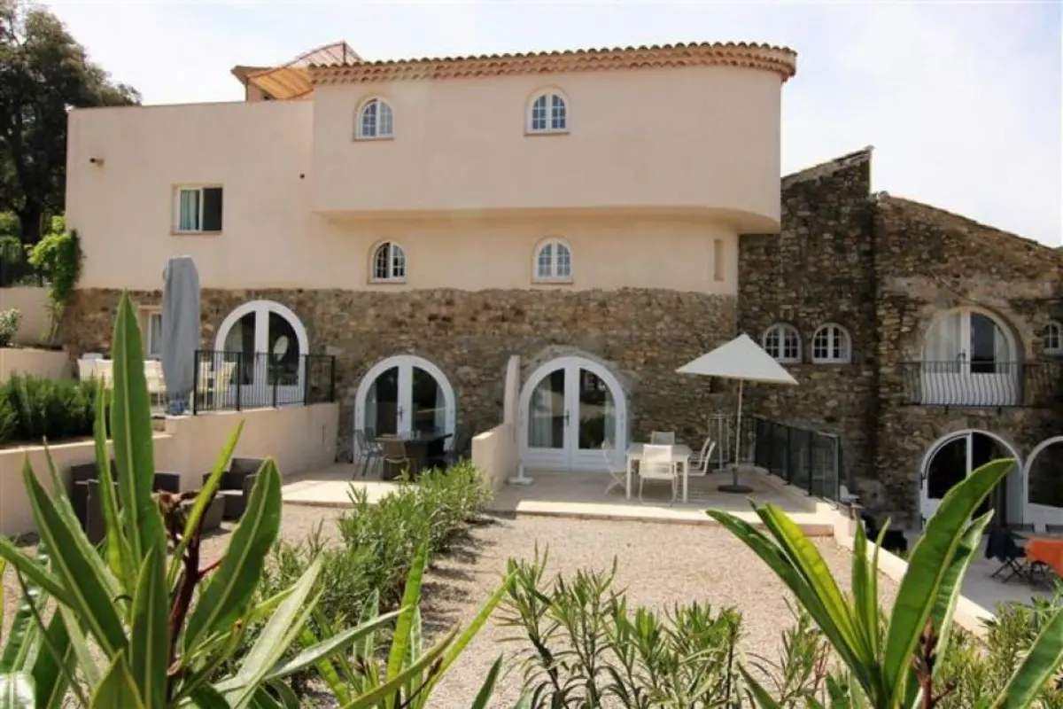 Prat bourdin 18 le plan de la tour 19